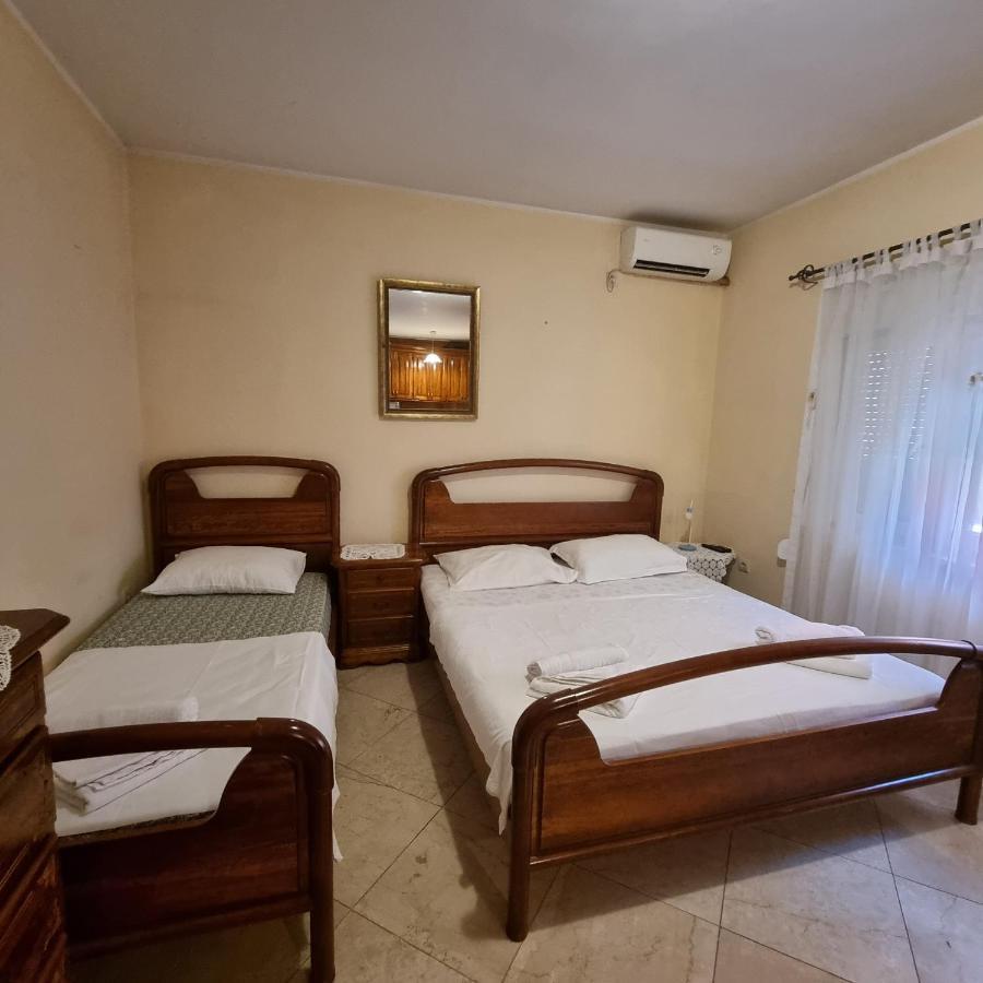 Apartment On The Shore Of The Bay Of Kotor With Free Wi-Fi Exterior photo